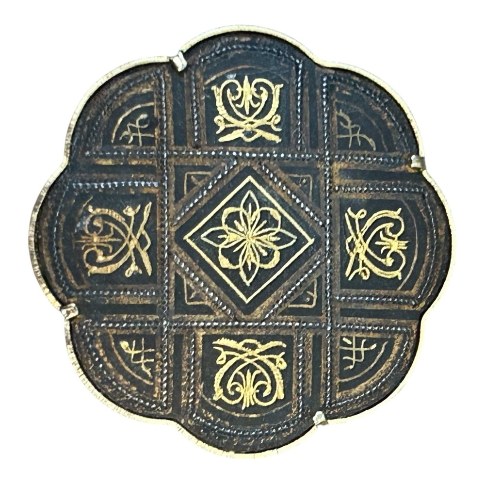 VTG Damascene Scalloped Brooch Pin Black Gold MCM 1.5" Flower Swirls Metal